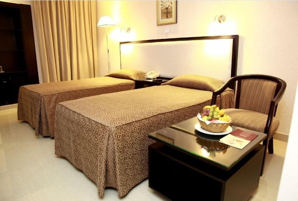 Palm Beach Hotel Dubai Luaran gambar